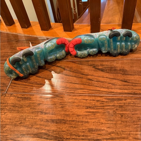 Nike Women's Vapormax Flyknit Multicolor Running Shoes​ - Picture 4 of 8